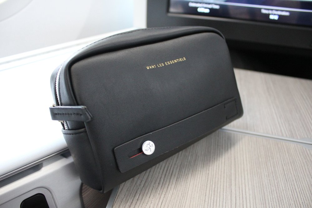 Air Canada business class – Amenity kit