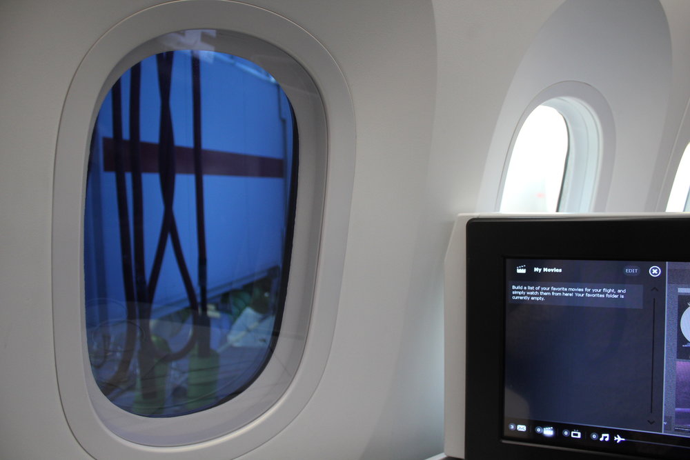 Air Canada business class – Boeing 787 self-dimming windows