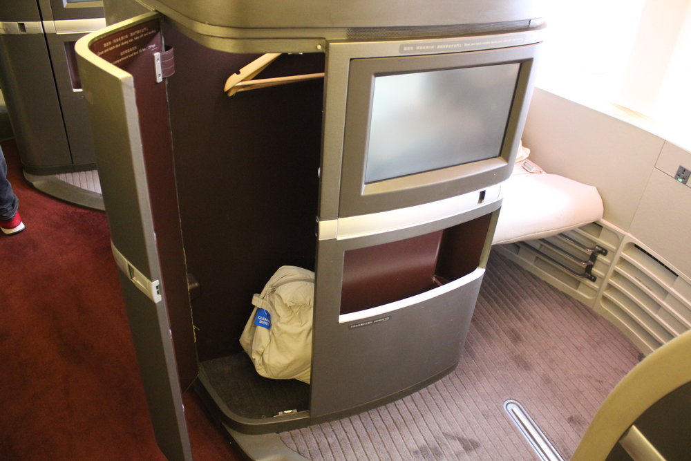 Cathay Pacific First Class – Storage cabinet