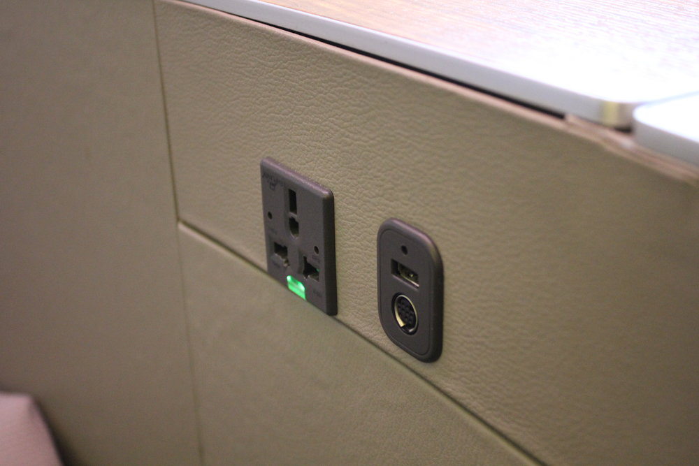 Cathay Pacific First Class – Power ports