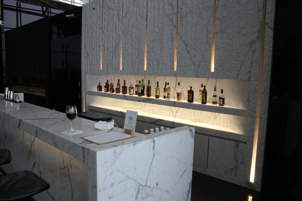 The Wing First Class Lounge by Cathay Pacific – Bar