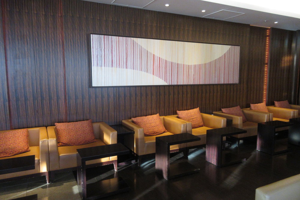 Japan Airlines Sakura Lounge Tokyo Narita – Seating area