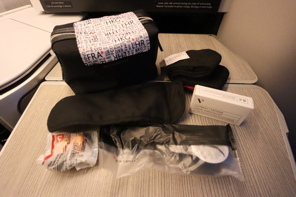 Air Canada 777 business class – Amenity kit contents