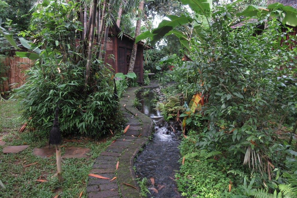 Bambu Indah Ubud – Path to Udang House