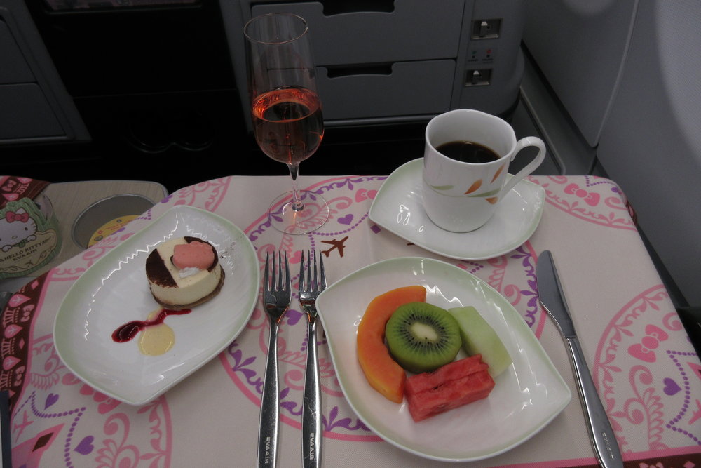 EVA Air regional business class – Dessert