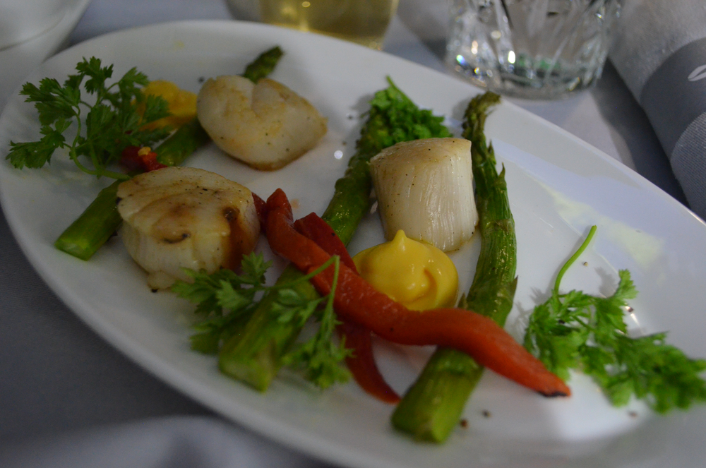 British Airways 787 business class – Seared Pacific scallops