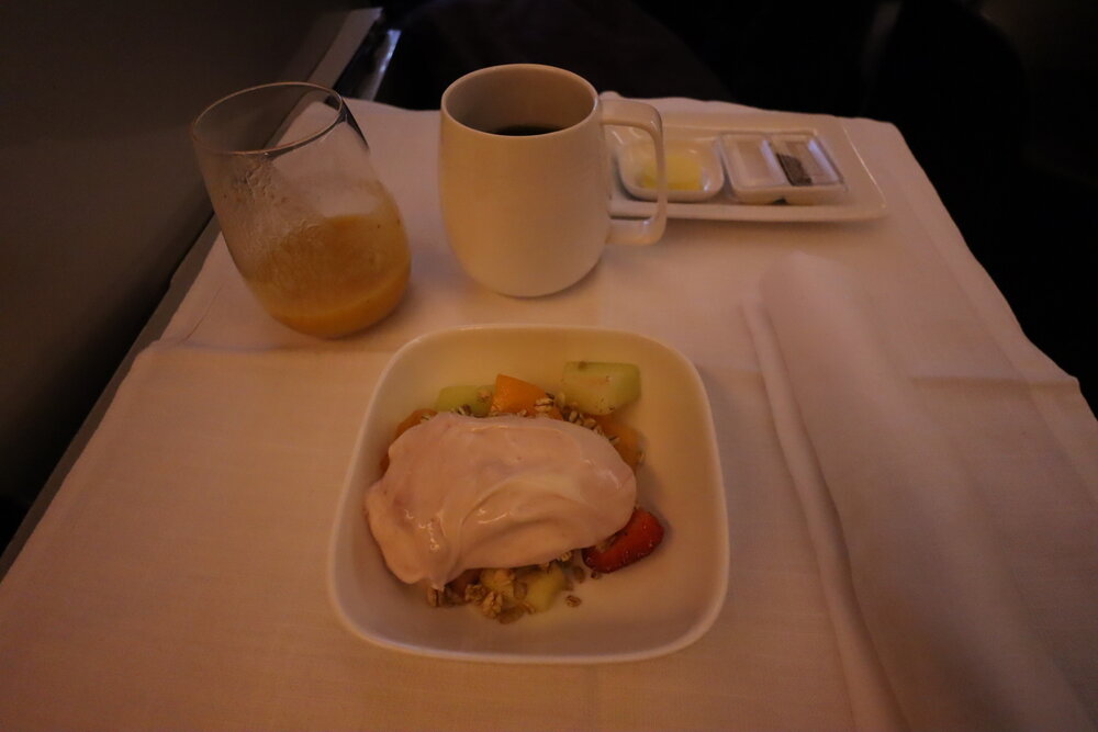 Air New Zealand business class – Breakfast