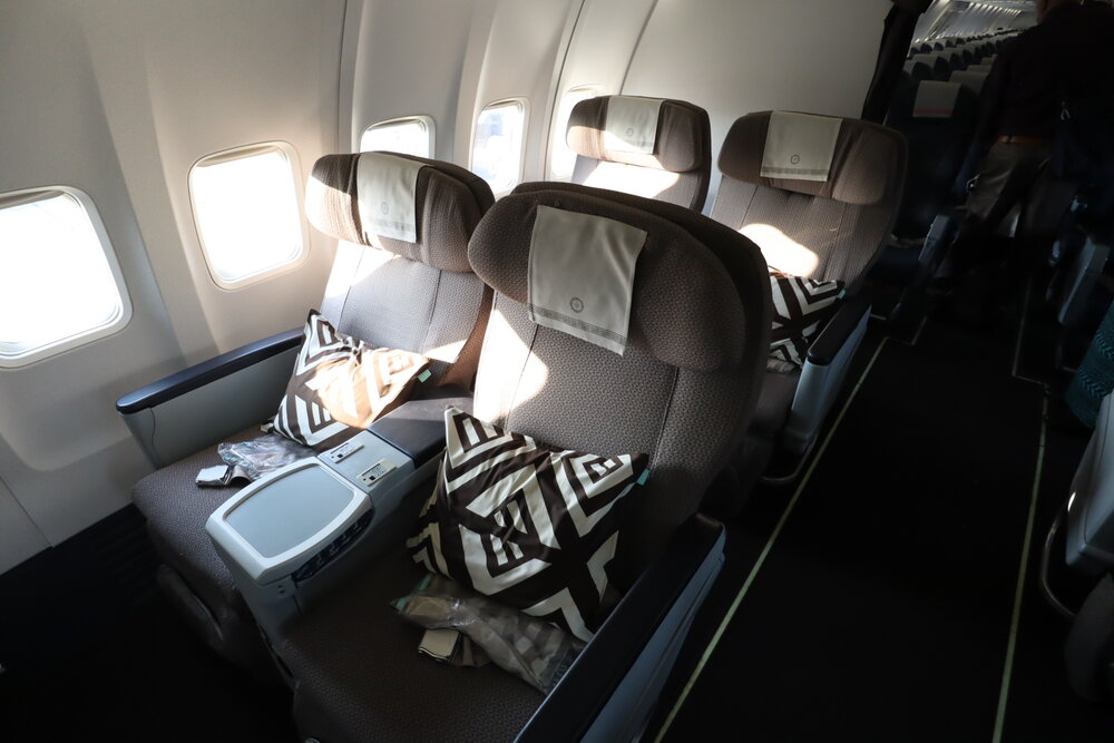 Fiji Airways 737 business class – Cabin