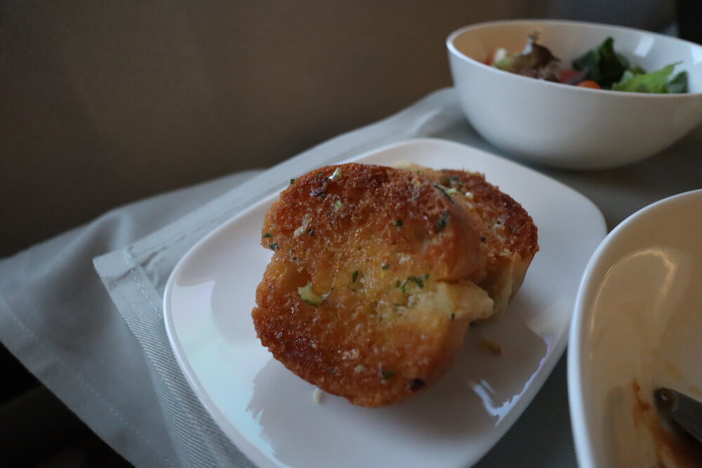 Fiji Airways 737 business class – Garlic bread