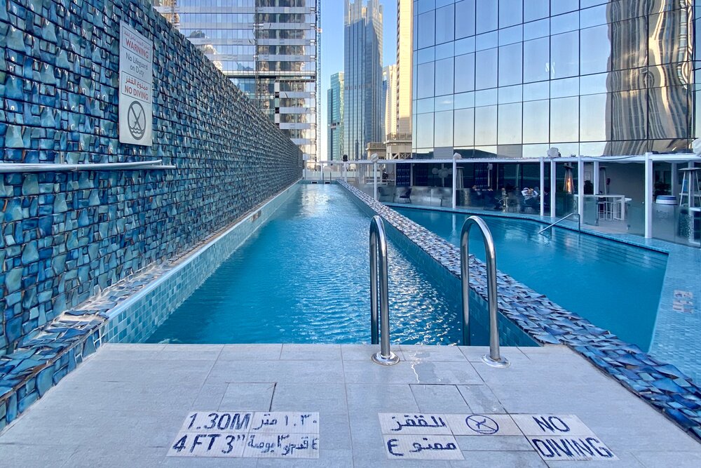 W Doha – WET pool