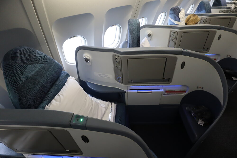 Air Canada A330 business class – Seat 7A