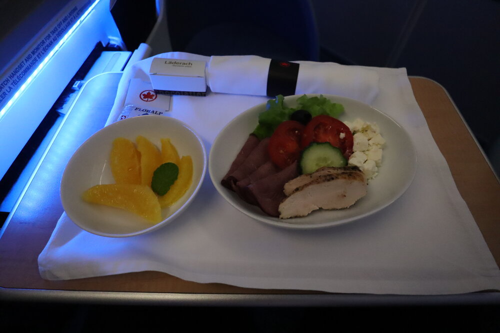 Air Canada A330 business class – Pre-arrival meal