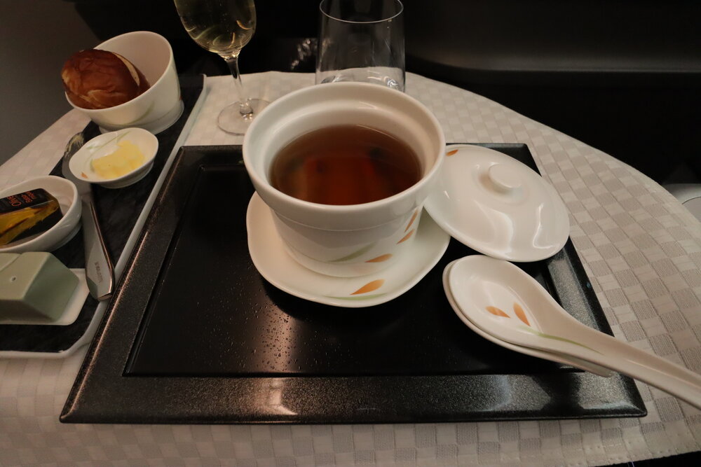 EVA Air 787 business class – Chinese vegetarian mushroom soup