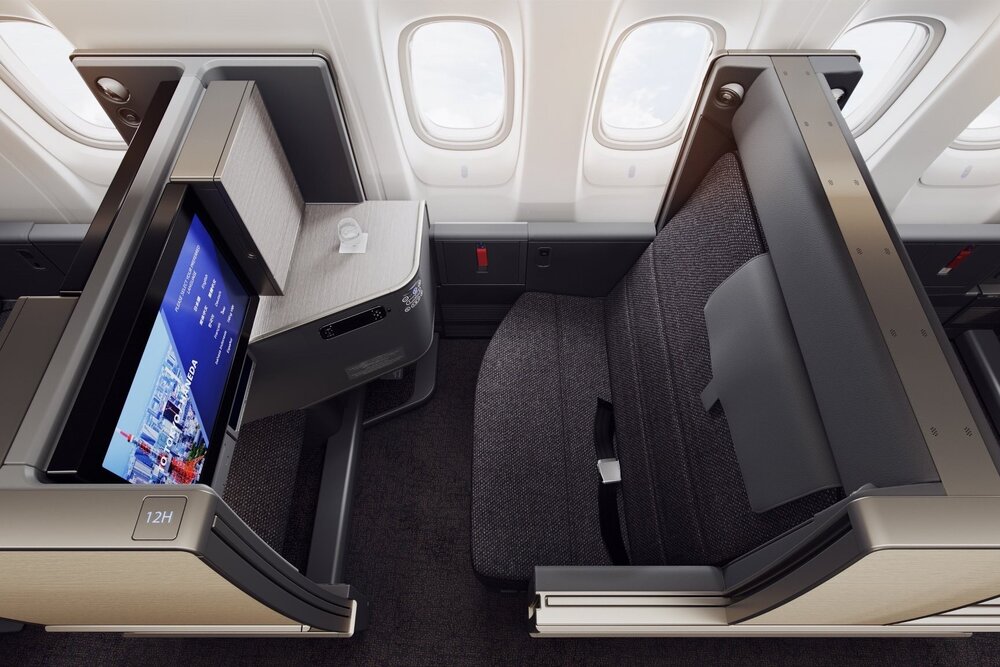 ANA’s new “The Room” business class on the Boeing 777