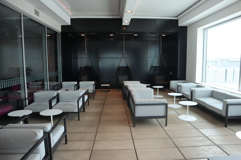 Air New Zealand Lounge Auckland – Outdoor terrace