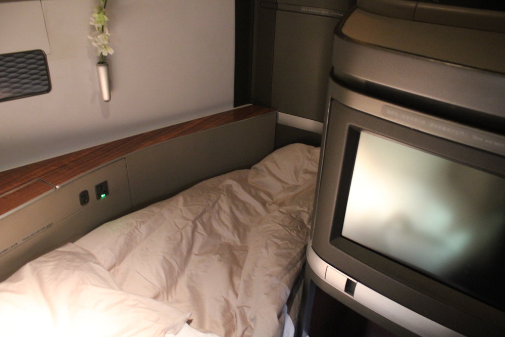 Cathay Pacific First Class – Bed