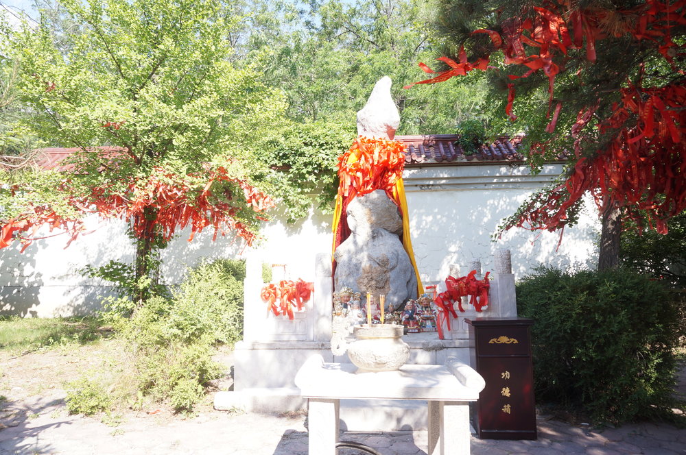 Jade Buddha Palace – Wishing Statue