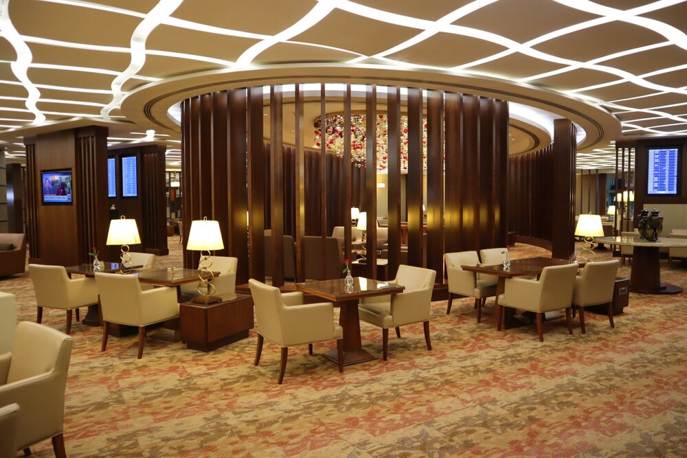 Emirates First Class Lounge (Concourse A) – Main seating area