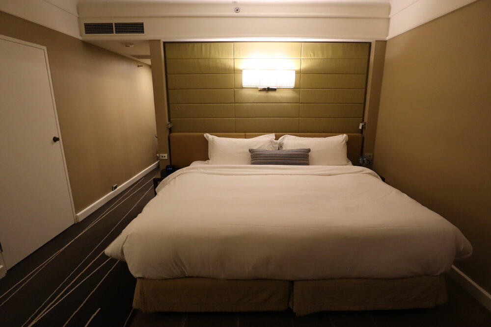 Grand Hyatt Melbourne – King bed