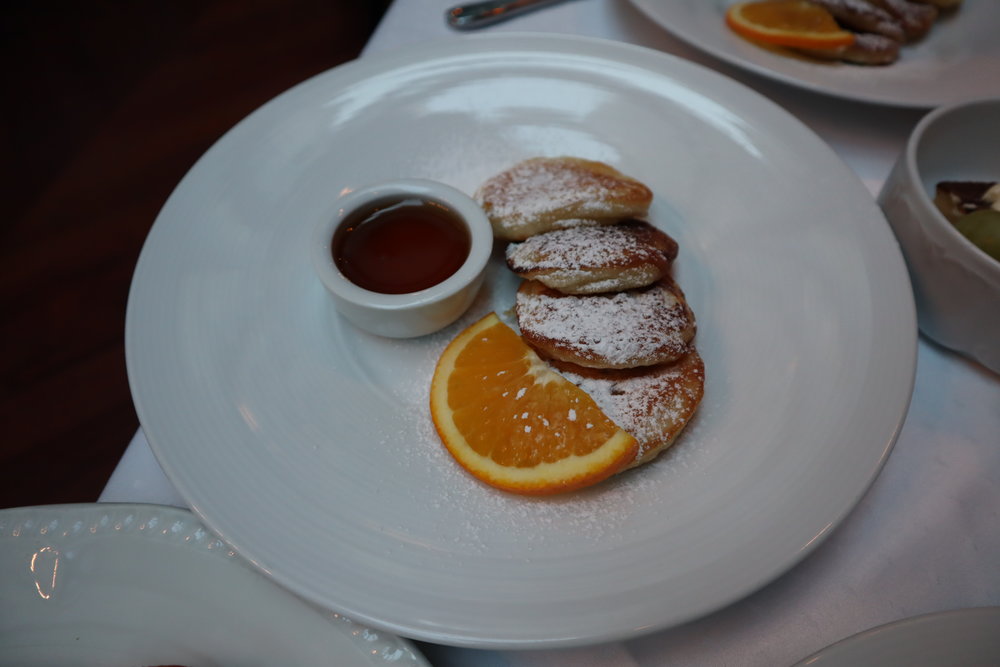 Hotel Telegraaf Tallinn – Pancakes with maple syrup