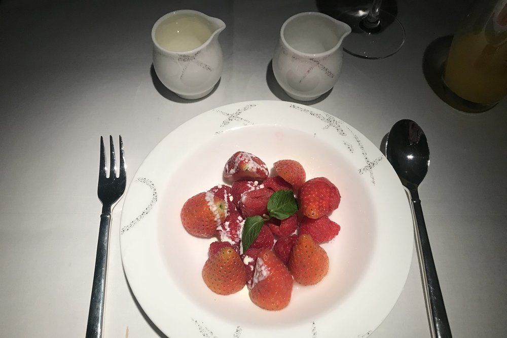 Cathay Pacific First Class – Fresh berries