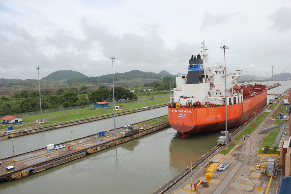 ...and heading onwards into Gatun Lake.