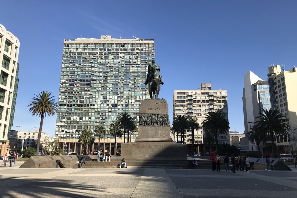 Montevideo, Uruguay – Plaza Independencia