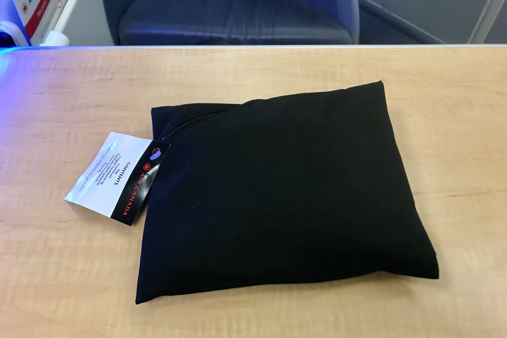 Air Canada A330 business class – Amenity kit