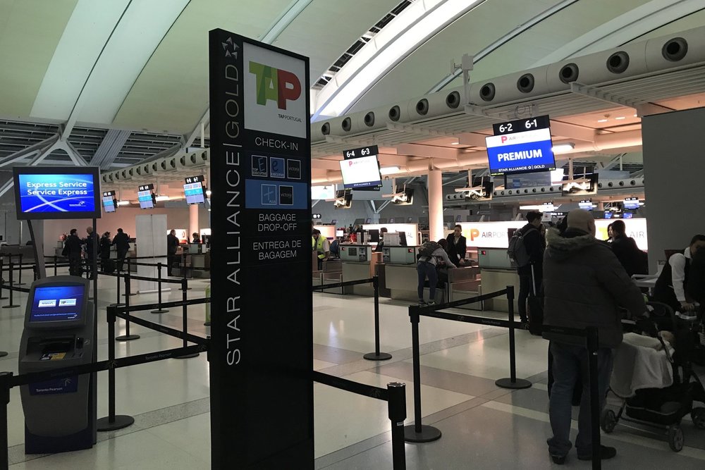 TAP Air Portugal check-in, Toronto Pearson