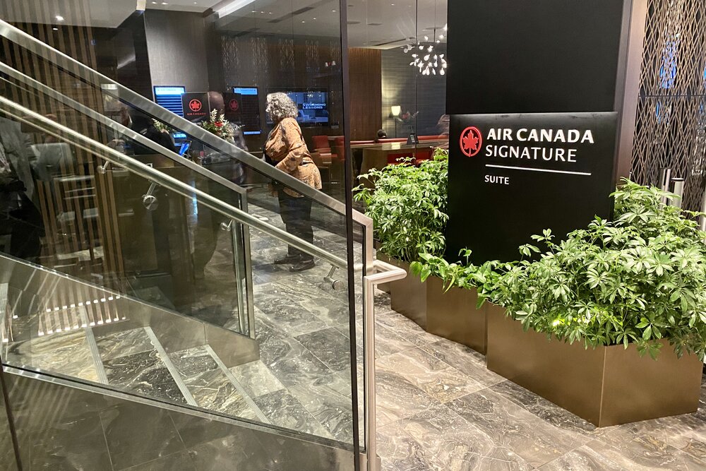 Air Canada Signature Suite Vancouver – Entrance