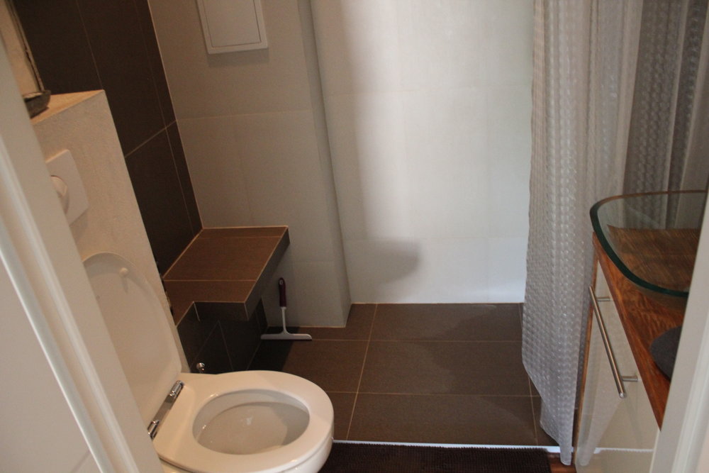 Apartament na Mariensztacie – Bathroom