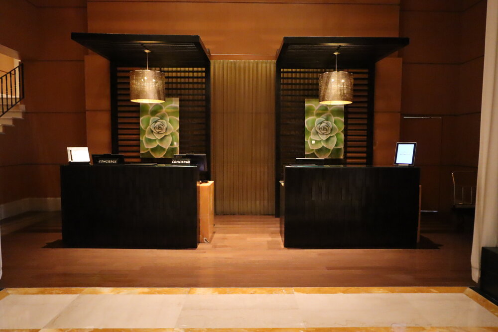 JW Marriott Cancún Resort &amp; Spa – Front desks