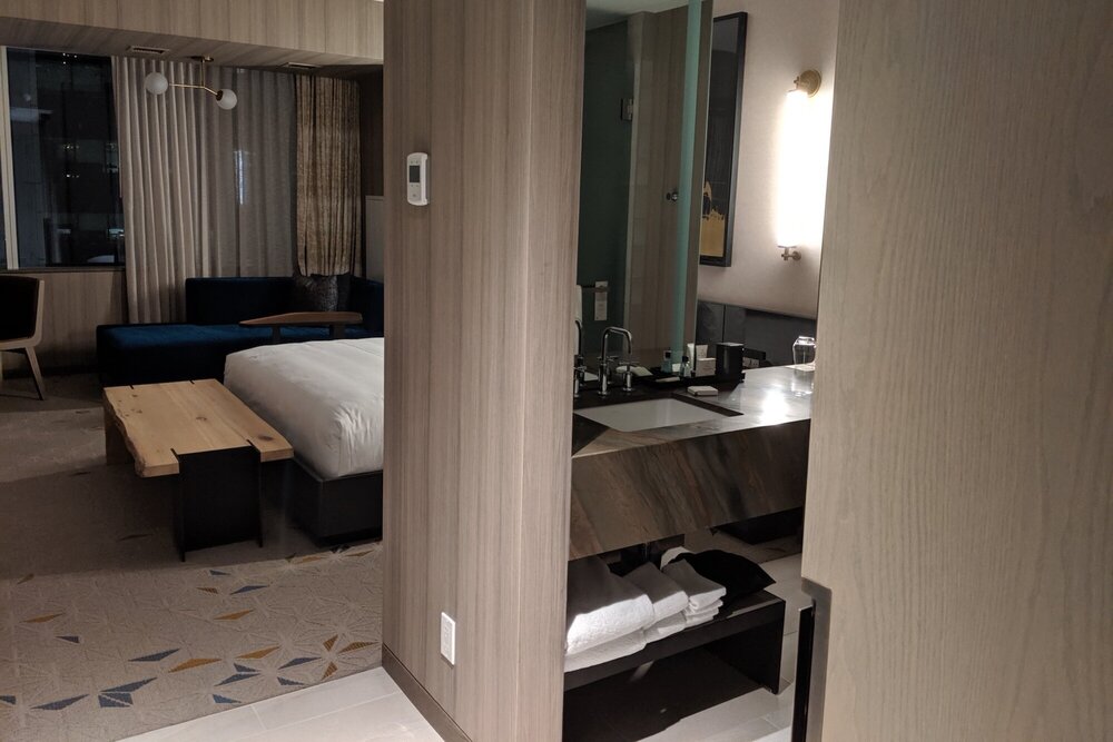 JW Marriott Edmonton ICE District – Deluxe Room