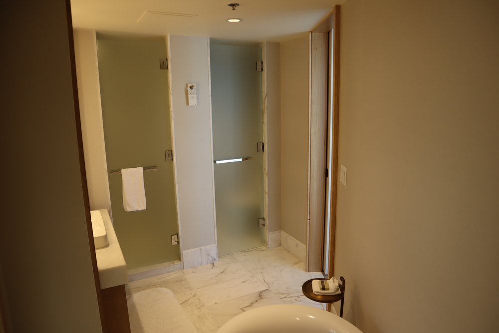 JW Marriott Parq Vancouver – One-bedroom suite bathroom