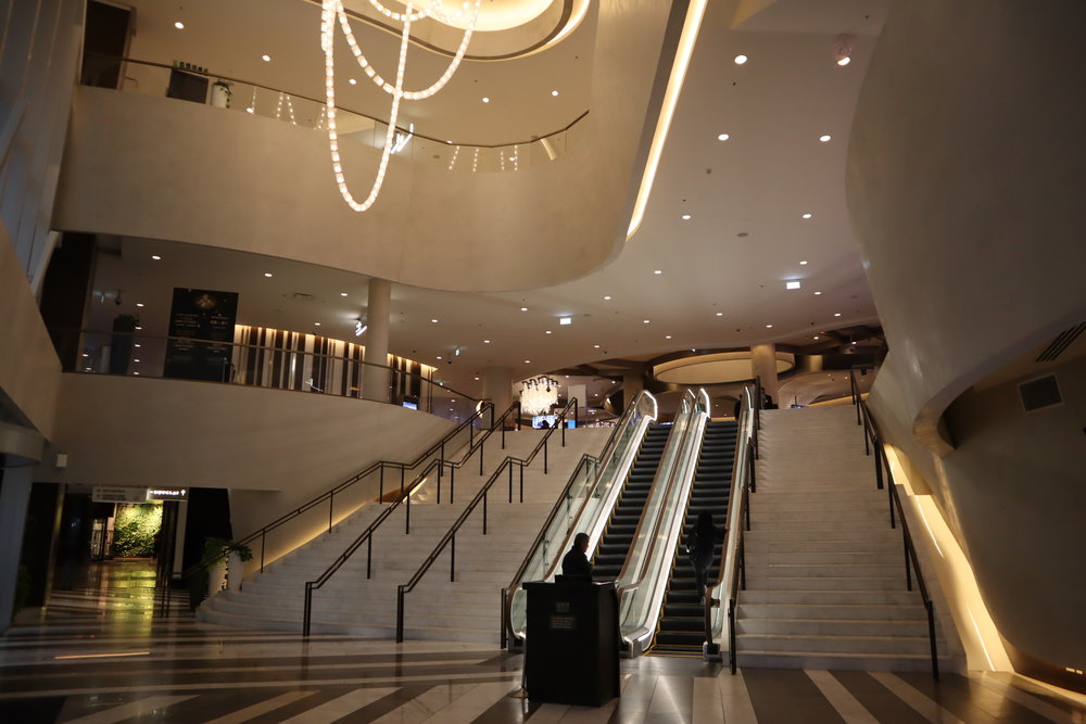 JW Marriott Parq Vancouver – Escalator to Parq Vancouver casino