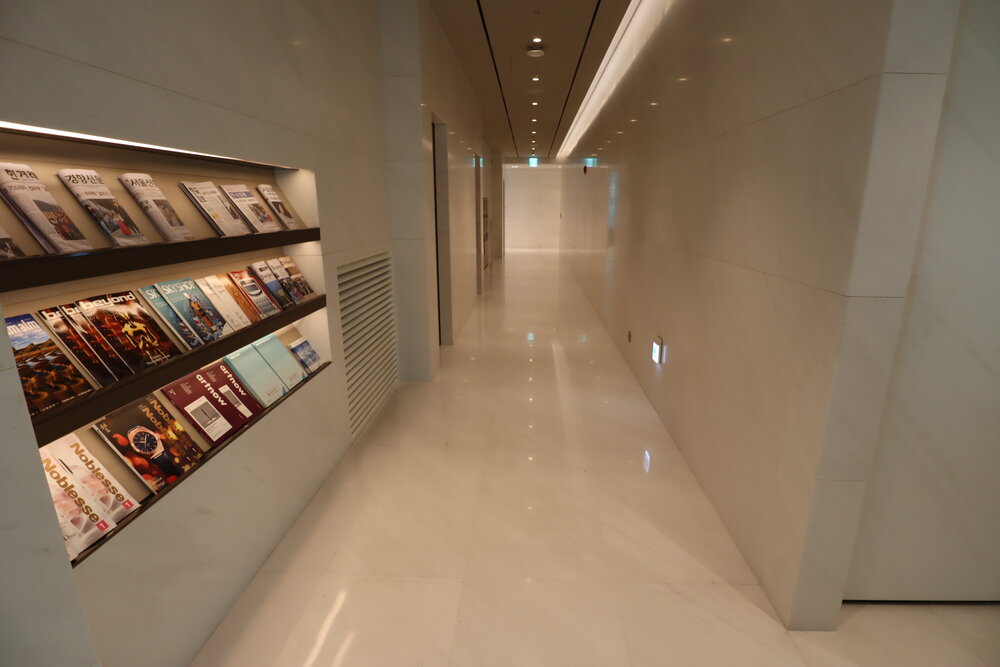 Korean Air First Class Lounge Seoul – Hallway