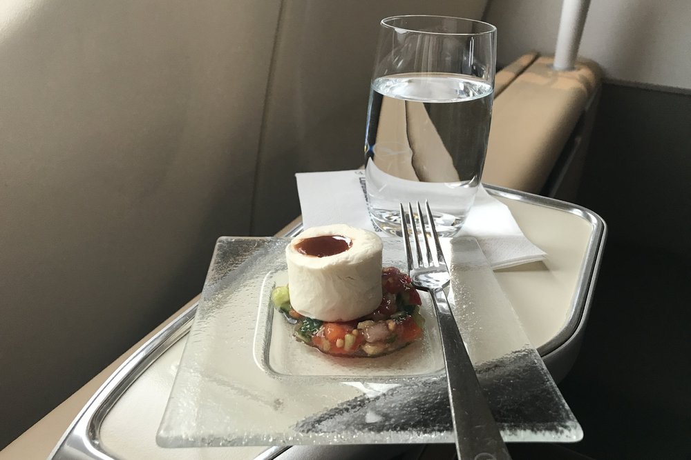 Lufthansa First Class – Amuse-bouche