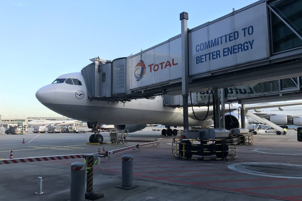 Lufthansa First Class Terminal Frankfurt – Airbus A330 to Boston