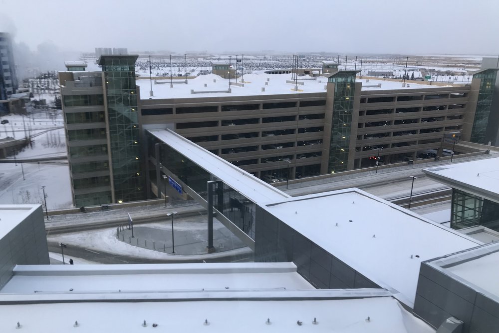 Calgary Airport Marriott In-Terminal Hotel – Views