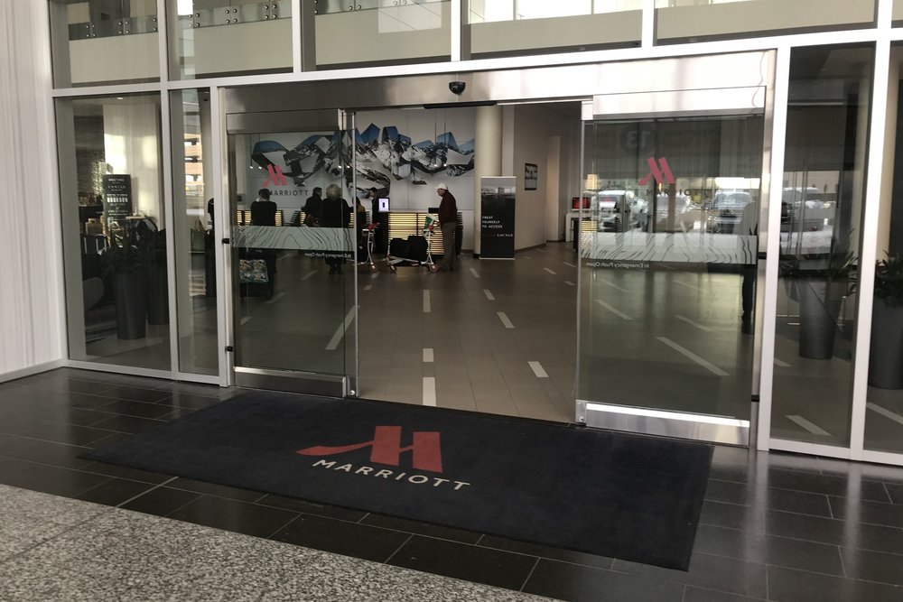 Calgary Airport Marriott In-Terminal Hotel – Entrance