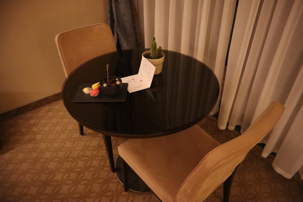 Novosibirsk Marriott Hotel – Junior suite dining table