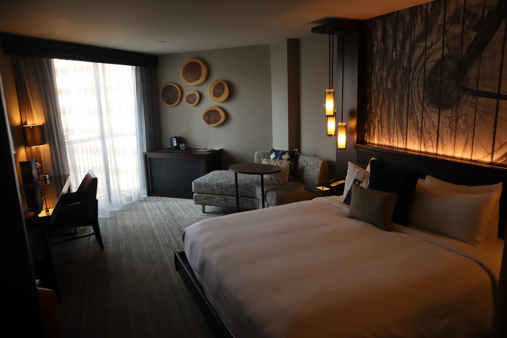 Portland Marriott Downtown Waterfront– Guest room