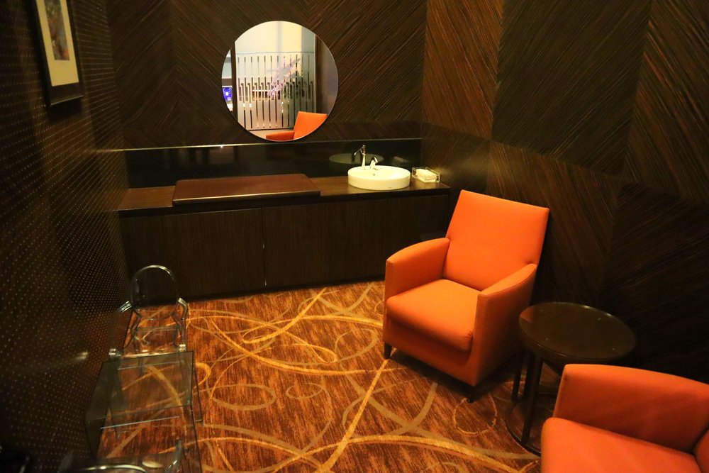 The Private Room by Singapore Airlines – Family room