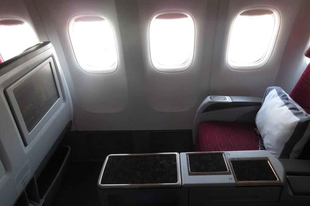 Qatar Airways 777 business class – Seat 3K