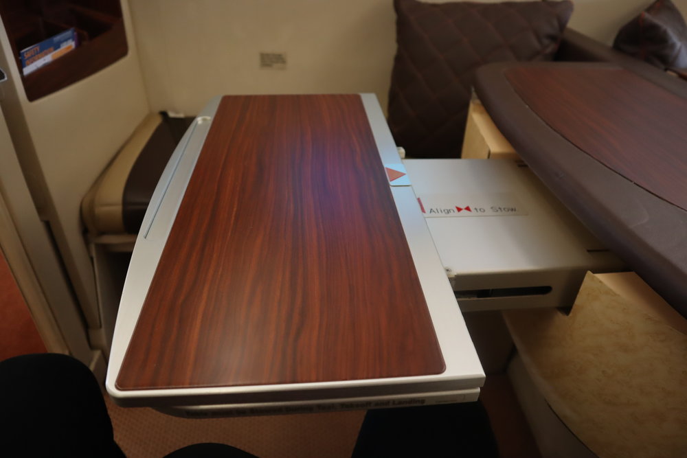 Singapore Airlines Suites Class – Tray table