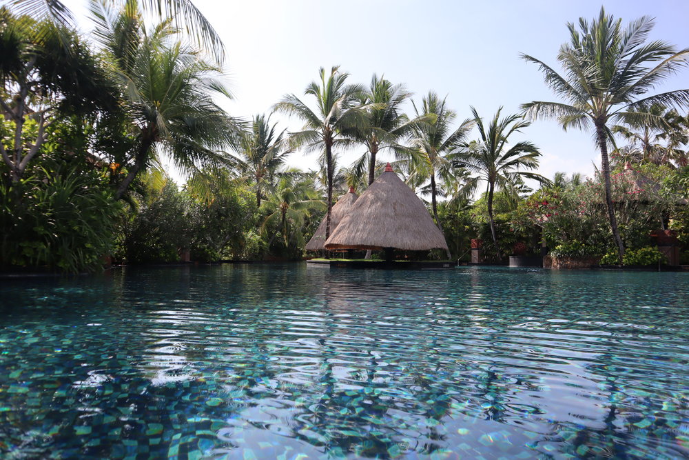 St. Regis Bali – Saltwater lagoon