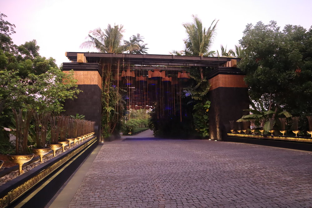 St. Regis Bali – Entryway