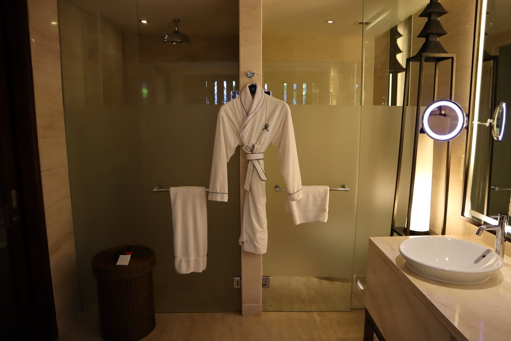 St. Regis Bali – St. Regis Pool Suite shower and toilet