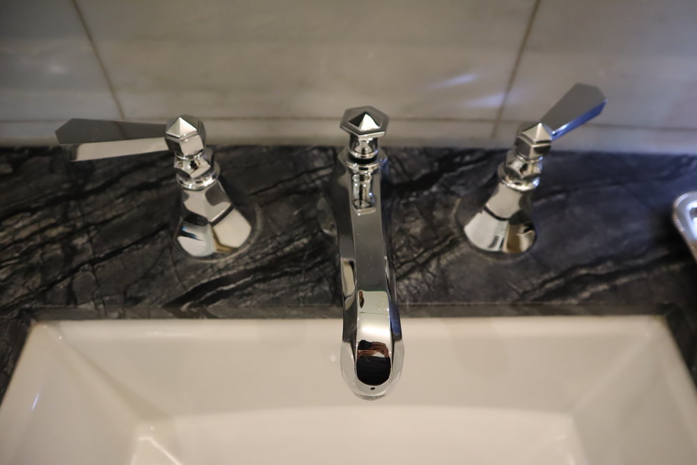 St. Regis Toronto – Wonky tap