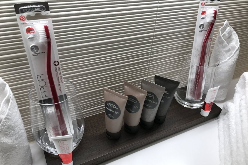 Swiss First Class Lounge Zurich – Day room toiletries